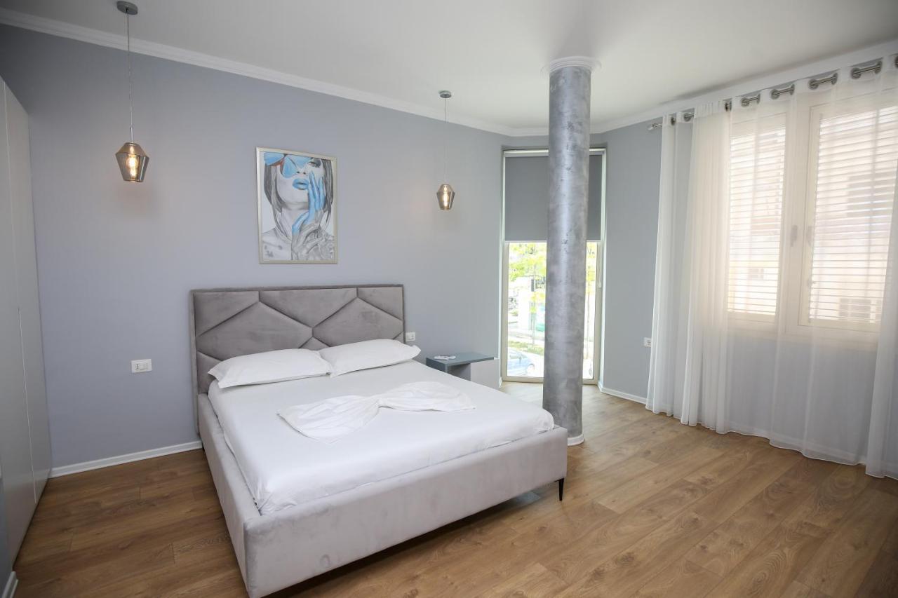 Nikaj Premium Apart-Hotel Vlore Exterior photo