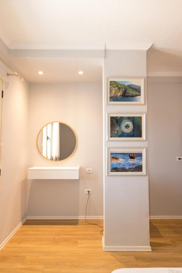 Nikaj Premium Apart-Hotel Vlore Exterior photo