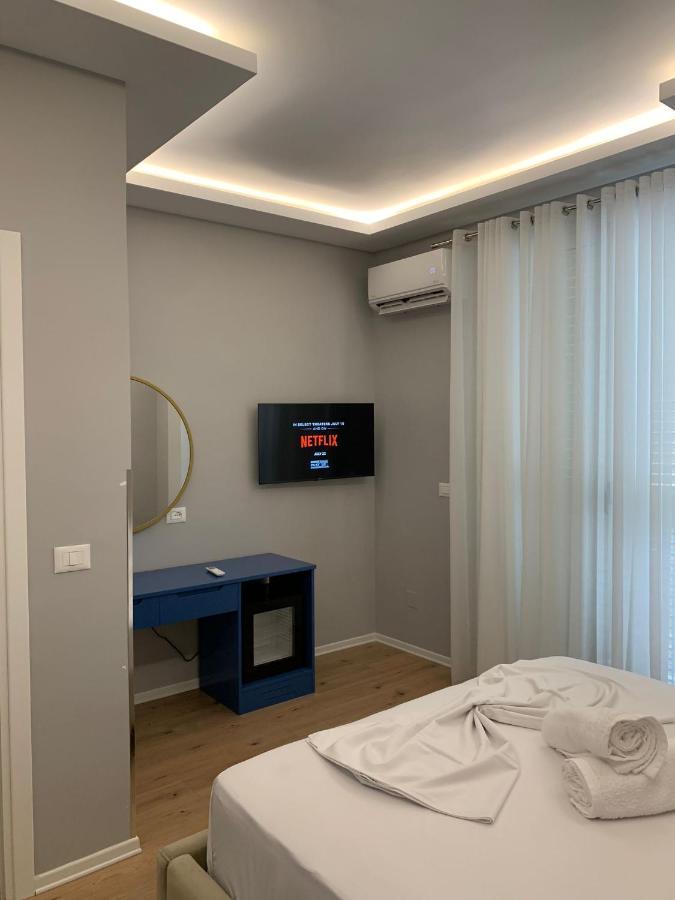 Nikaj Premium Apart-Hotel Vlore Exterior photo