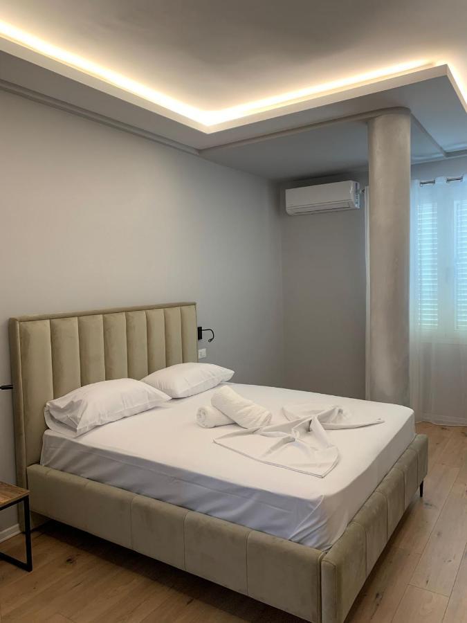 Nikaj Premium Apart-Hotel Vlore Exterior photo